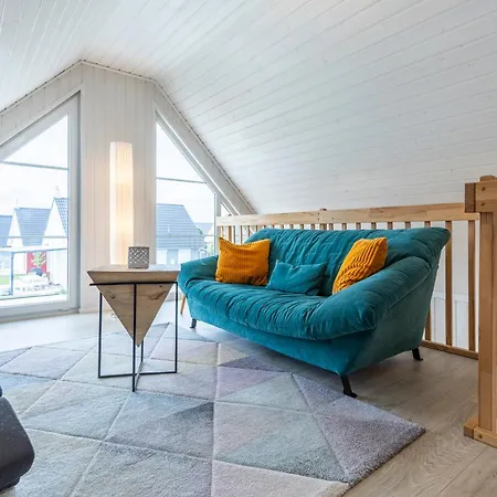 Komfortables Mit Feldblick Und Hafen *