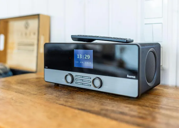 Komfortables Mit Feldblick Und Hafen