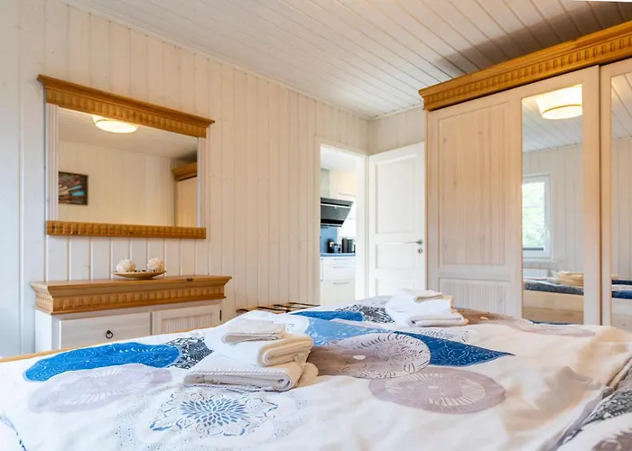 Komfortables Mit Feldblick Und Hafen Holiday home Wandlitz