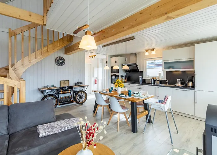 Holiday home Komfortables Mit Feldblick Und Hafen Wandlitz