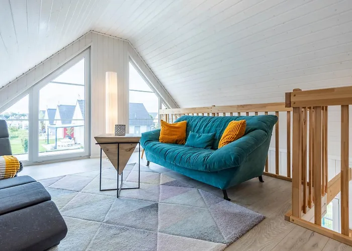 Komfortables Mit Feldblick Und Hafen *